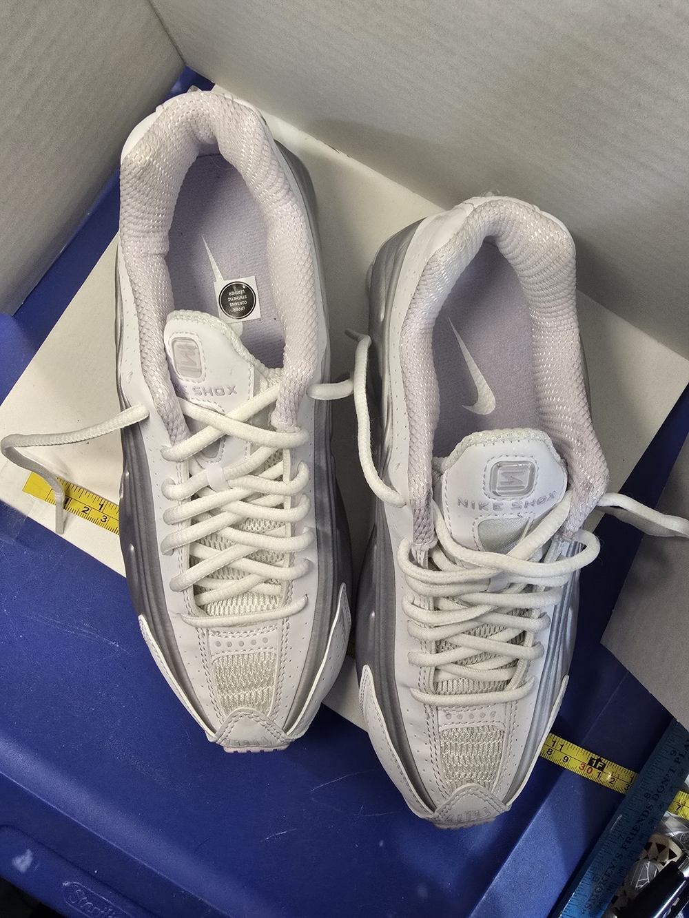 Nike Shox R4  Y2K (SPORTY)White and Metallic Platinum Violet Purple Women Size 7